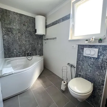 Korana Apartamento Pula