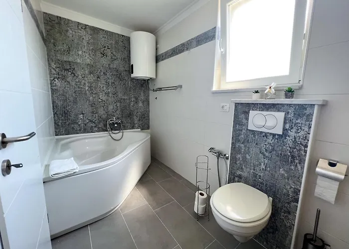 Korana Lejlighed Pula