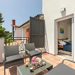 Korana Appartement Pula